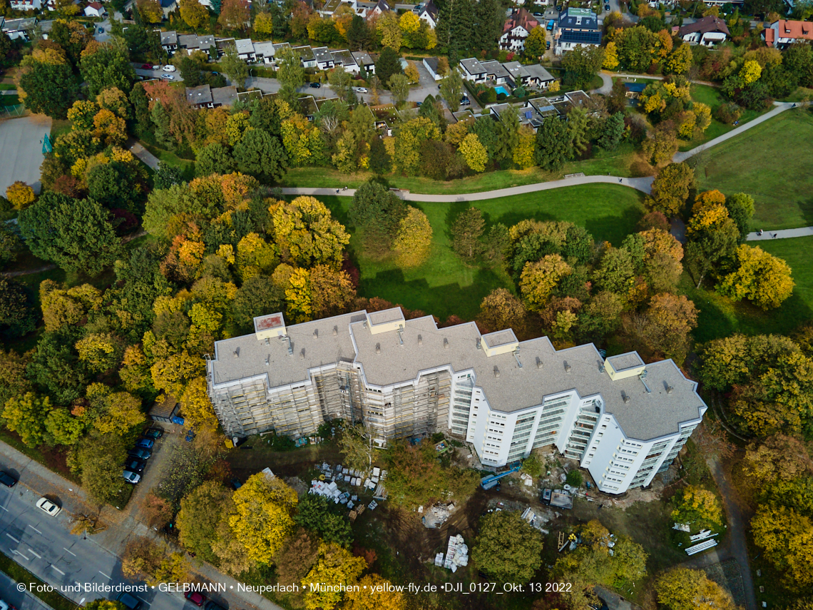 13.10.2022 - Fassadensanierung am Karl-Marx-Ring 53-57c in Neuperlach